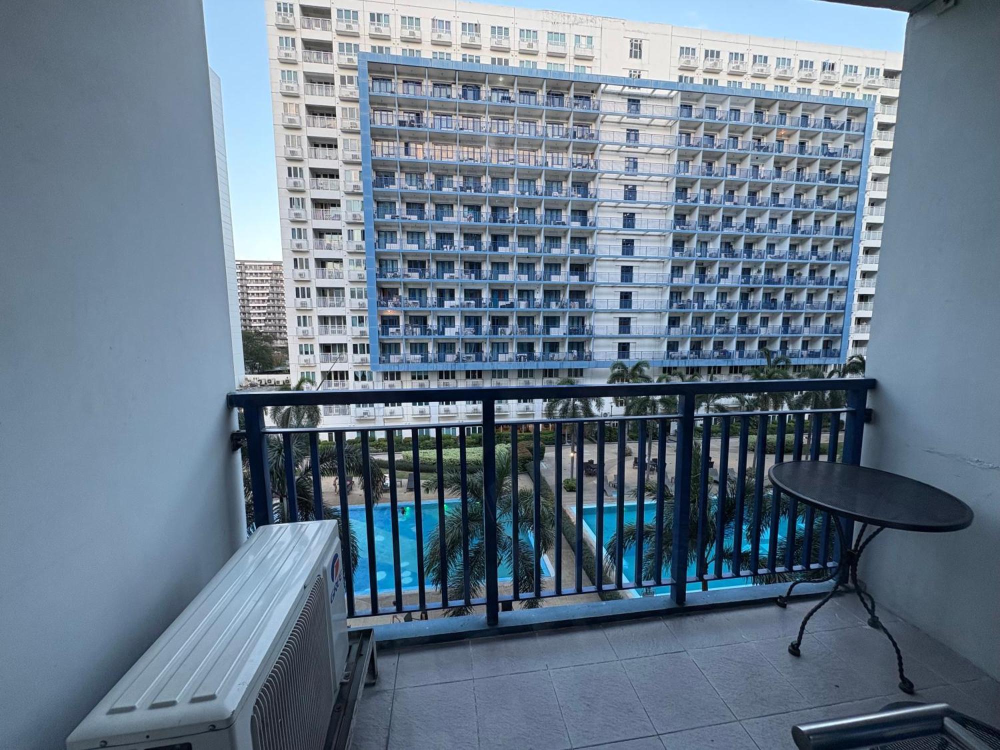 Sea Residences Jeremiah2911 Manila Bagian luar foto